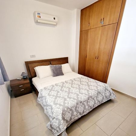 Ground Floor One Bedroom Apartment B2, 3 Pools, Free Wifi بييا المظهر الخارجي الصورة
