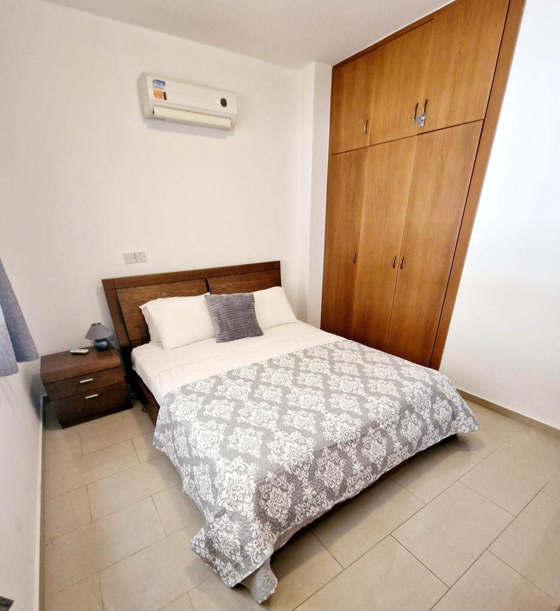 Ground Floor One Bedroom Apartment B2, 3 Pools, Free Wifi بييا المظهر الخارجي الصورة