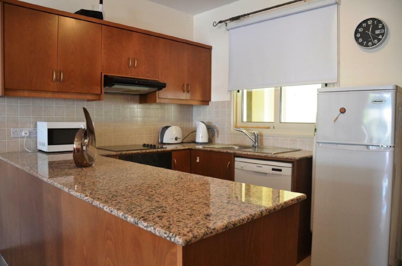 Ground Floor One Bedroom Apartment B2, 3 Pools, Free Wifi بييا المظهر الخارجي الصورة